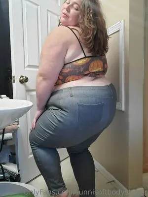 Sunnisoftbodystoner OnlyFans Leaked Free Thumbnail Picture - #P0FZWef8pM