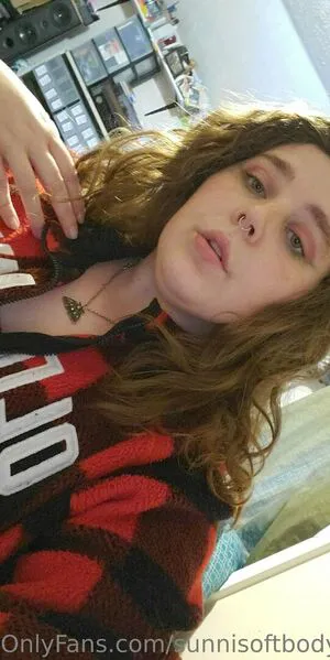 Sunnisoftbodystoner OnlyFans Leaked Free Thumbnail Picture - #u222l2EreM