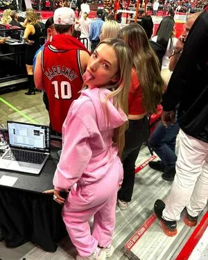 Sunny Christina OnlyFans Leaked Free Thumbnail Picture - #YEXCAWiMaC