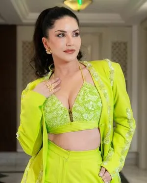 Sunny Leone OnlyFans Leaked Free Thumbnail Picture - #RpZNHX0zwP