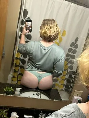 Sunny OnlyFans Leaked Free Thumbnail Picture - #mrRQ8uyoSr