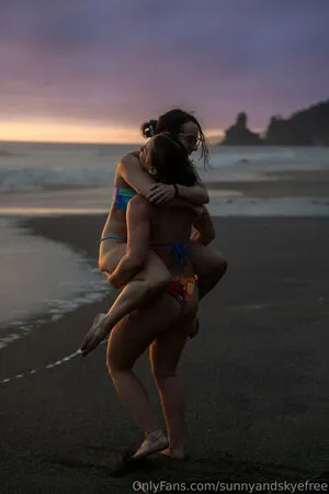 Sunnyandskyefree OnlyFans Leaked Free Thumbnail Picture - #9Fa4g6H6lO