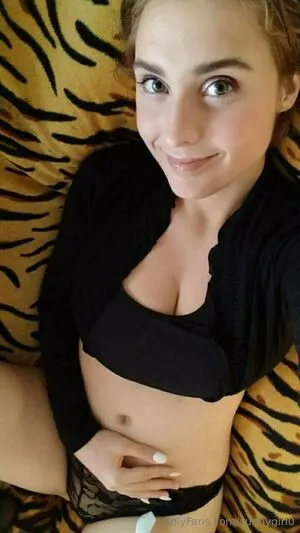 Sunnygirl0 OnlyFans Leaked Free Thumbnail Picture - #1eipxe0fo9