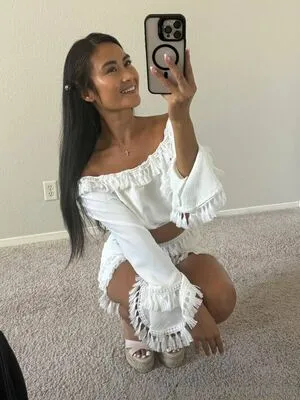 Sunshinesina OnlyFans Leaked Free Thumbnail Picture - #CoyYLWVIAi