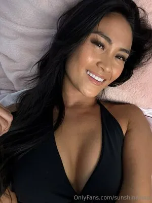 Sunshinesina OnlyFans Leaked Free Thumbnail Picture - #PPGAvymjia