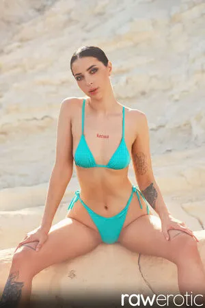 Superbe OnlyFans Leaked Free Thumbnail Picture - #K9t4hMm279