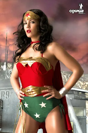 Superheroine OnlyFans Leaked Free Thumbnail Picture - #MxhwGAiEYA