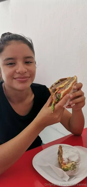 Supervanne OnlyFans Leaked Free Thumbnail Picture - #32ZXQ5KxJt