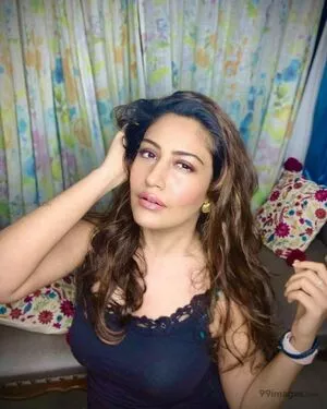 Surbhi Chandna OnlyFans Leaked Free Thumbnail Picture - #HxYKuhhuYr