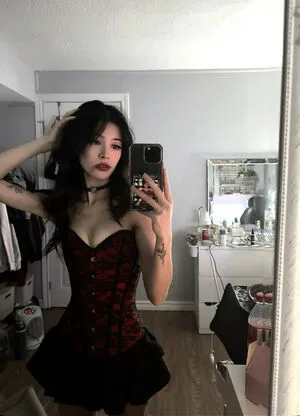 Surelynotsi OnlyFans Leaked Free Thumbnail Picture - #NxvCekutx2