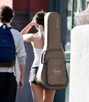 Suri Cruise OnlyFans Leaked Free Thumbnail Picture - #7MOp2WIMPw