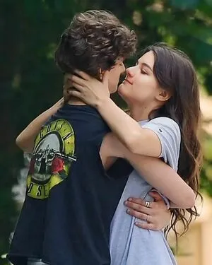 Suri Cruise OnlyFans Leaked Free Thumbnail Picture - #cc0SACu8na