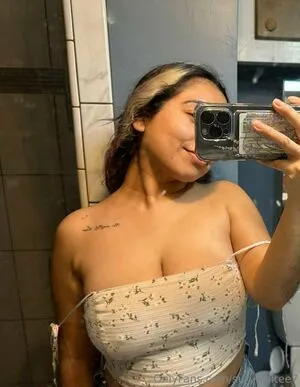 Surywhitee7 OnlyFans Leaked Free Thumbnail Picture - #4vRkjNiTTj
