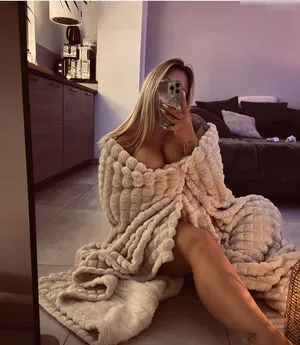 Susan Suundsangleichsusan OnlyFans Leaked Free Thumbnail Picture - #CGqPmMclah