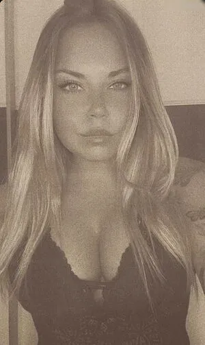 Susan Suundsangleichsusan OnlyFans Leaked Free Thumbnail Picture - #NvDfb8SfSU