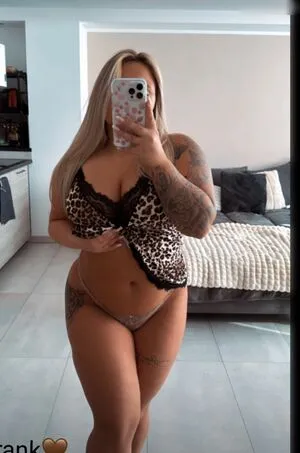 Susan Suundsangleichsusan OnlyFans Leaked Free Thumbnail Picture - #VSNMgdXEAx