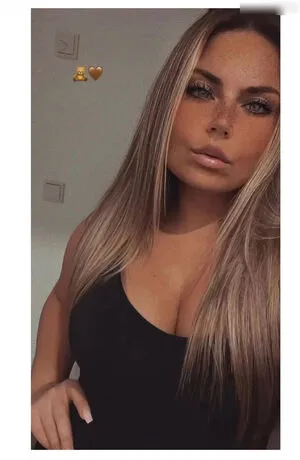 Susan Suundsangleichsusan OnlyFans Leaked Free Thumbnail Picture - #xvolKcNuYu