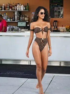 Susana West OnlyFans Leaked Free Thumbnail Picture - #Qf7uV6Nsww