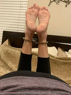 Susanssassyfeet OnlyFans Leaked Free Thumbnail Picture - #I9lvm3m1yV