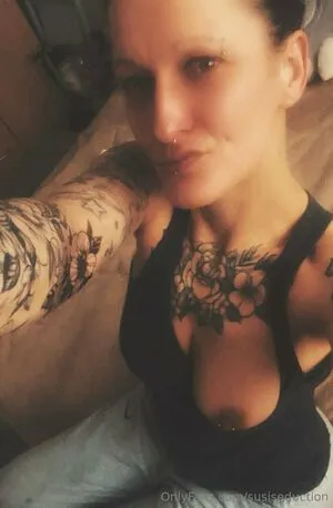 Susiseduction OnlyFans Leaked Free Thumbnail Picture - #2f9ohmJOMD