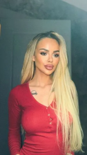 Suzanitta OnlyFans Leaked Free Thumbnail Picture - #7uJzLqjAjw