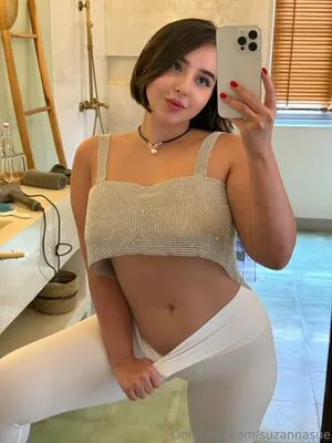 Suzannasue OnlyFans Leaked Free Thumbnail Picture - #NmmjMiL3LW