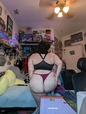 Suzetheconfused OnlyFans Leaked Free Thumbnail Picture - #jkoSoC32eM
