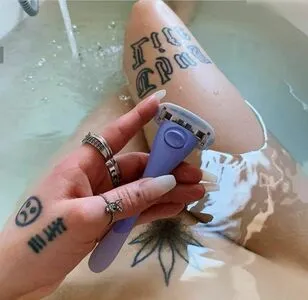 Suzie Grime OnlyFans Leaked Free Thumbnail Picture - #40DKYD4cuz