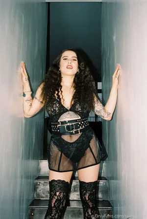 Suzie Grime OnlyFans Leaked Free Thumbnail Picture - #sAX8N8U390