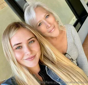 Suzieandhannahfree OnlyFans Leaked Free Thumbnail Picture - #R5vwg4lmsn