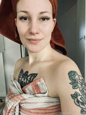 Suzieks OnlyFans Leaked Free Thumbnail Picture - #7H6gt3jj9J