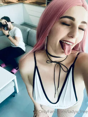 Suziesparklezfree OnlyFans Leaked Free Thumbnail Picture - #w9C4403Rpn
