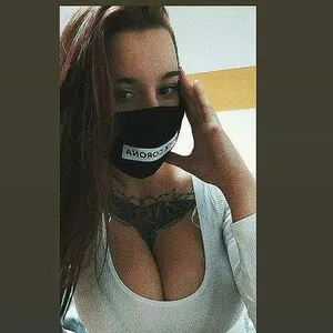 Suzizvonar OnlyFans Leaked Free Thumbnail Picture - #5M5VwqElUa