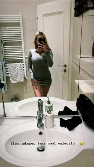 Suzizvonar OnlyFans Leaked Free Thumbnail Picture - #IGAvkySgeC