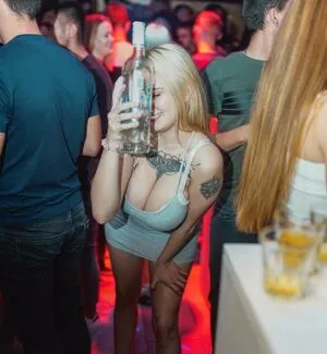 Suzizvonar OnlyFans Leaked Free Thumbnail Picture - #lJuWOSZi1S