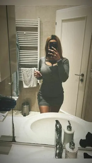 Suzizvonar OnlyFans Leaked Free Thumbnail Picture - #mdN9qB1xe5