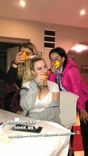 Suzizvonar OnlyFans Leaked Free Thumbnail Picture - #sbTjuFzB5E