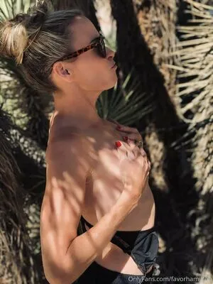 Suzy Favor Hamilton OnlyFans Leaked Free Thumbnail Picture - #gobDNXSdSv