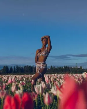 Sveltegoddess OnlyFans Leaked Free Thumbnail Picture - #tOAjyPnPs5