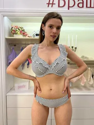 Sveta Koltunova OnlyFans Leaked Free Thumbnail Picture - #4fXJAZHzTt