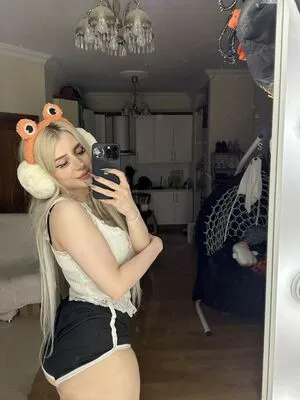 Sveta Sollar OnlyFans Leaked Free Thumbnail Picture - #9Lhv6N91Wv