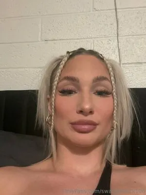 Swaggychick100 OnlyFans Leaked Free Thumbnail Picture - #Xf9kwZ4SAz