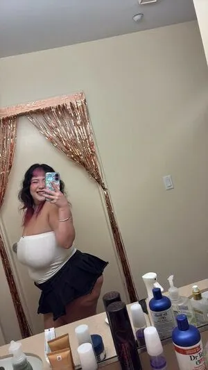 Swaggymilkshake OnlyFans Leaked Free Thumbnail Picture - #J9L6O9KprO