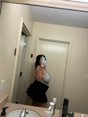 Swaggymilkshake OnlyFans Leaked Free Thumbnail Picture - #sSHwFf0ZmO