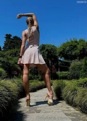 Swanfeet OnlyFans Leaked Free Thumbnail Picture - #aybxzDSn96
