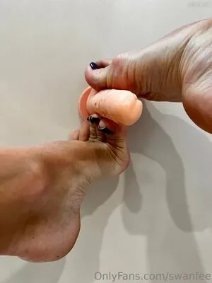 Swanfeet OnlyFans Leaked Free Thumbnail Picture - #gIlxrFKy0j