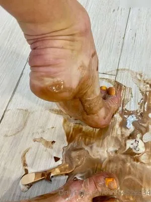 Swanfeet OnlyFans Leaked Free Thumbnail Picture - #xAuhnxb6o2