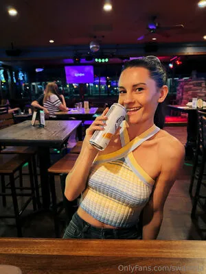 Swanmia OnlyFans Leaked Free Thumbnail Picture - #XhPuMhFjma