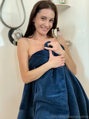 Swanmia OnlyFans Leaked Free Thumbnail Picture - #k5k06YpnDW