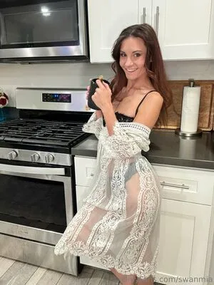 Swanmia OnlyFans Leaked Free Thumbnail Picture - #nmXjA3Mo2g
